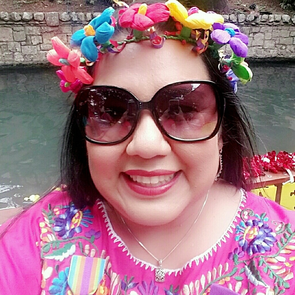 Meet your Posher, Venessa